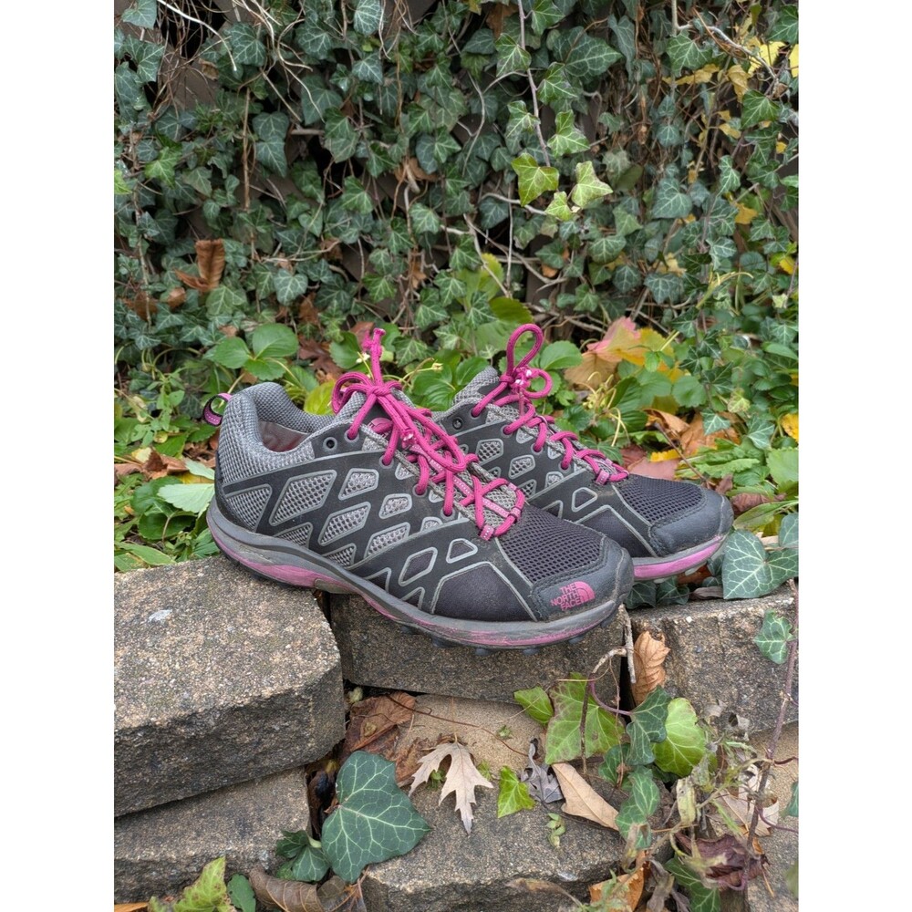 North Face Hedgehog GTX Shoes Womens 8 Goretex  Vibram Hiking Trail Waterproof